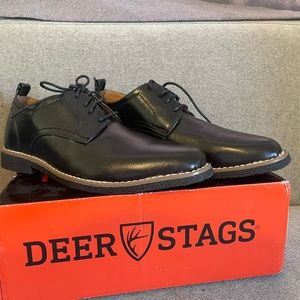 Black lace up dress shoes